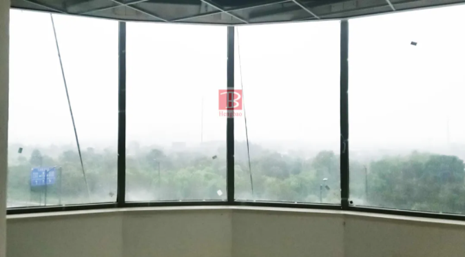 使用隔斷防火玻璃時要注意什么？
